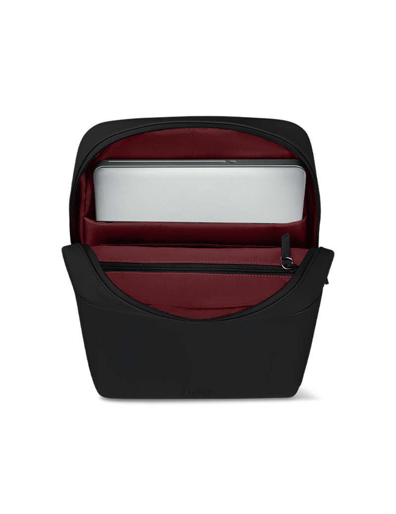 LOST IN BERLIN   | 6