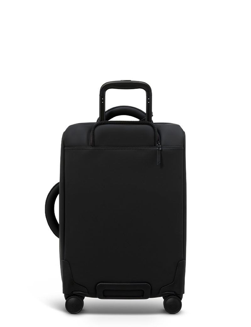 LOST IN BERLIN   | 3