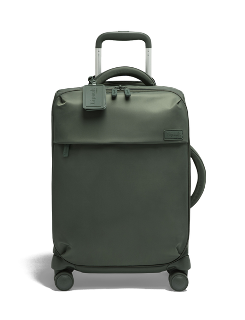 {{ collection, product-name, color-description ' ' }}