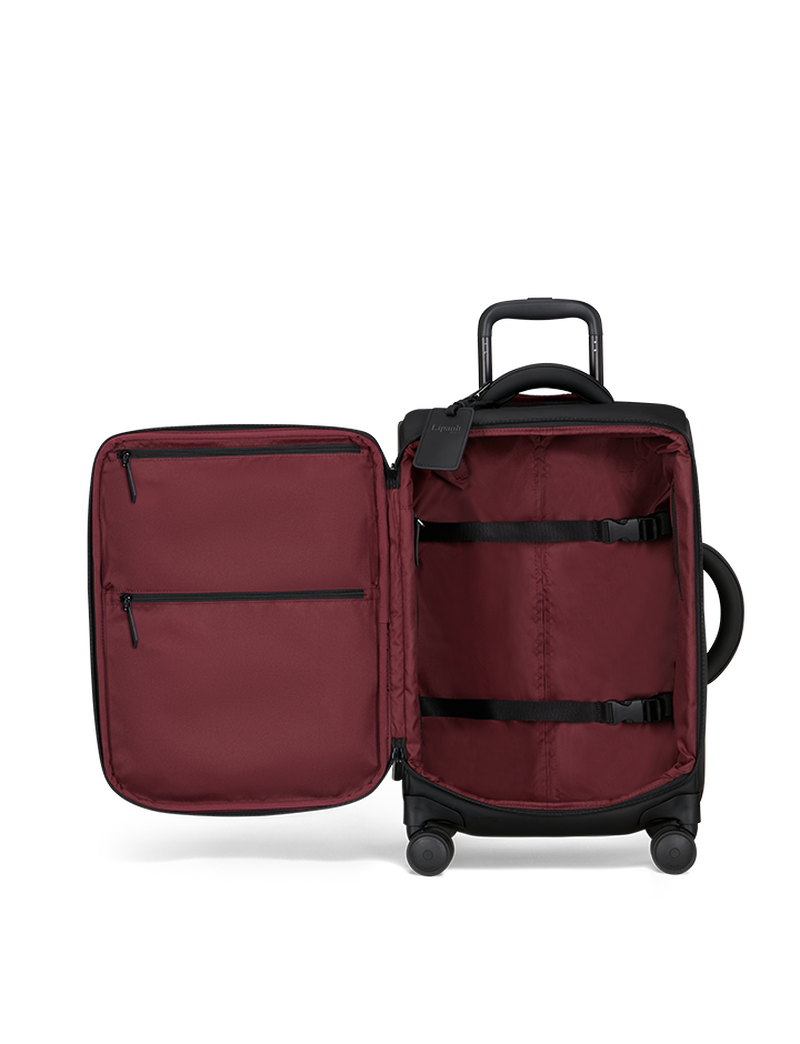 LOST IN BERLIN   | 4