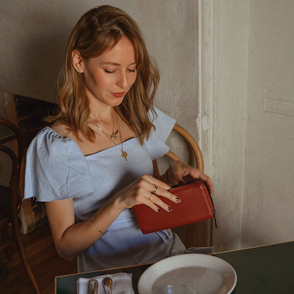 Jess Alizzi Sydney - Plume Elegance Zip Around Wallet