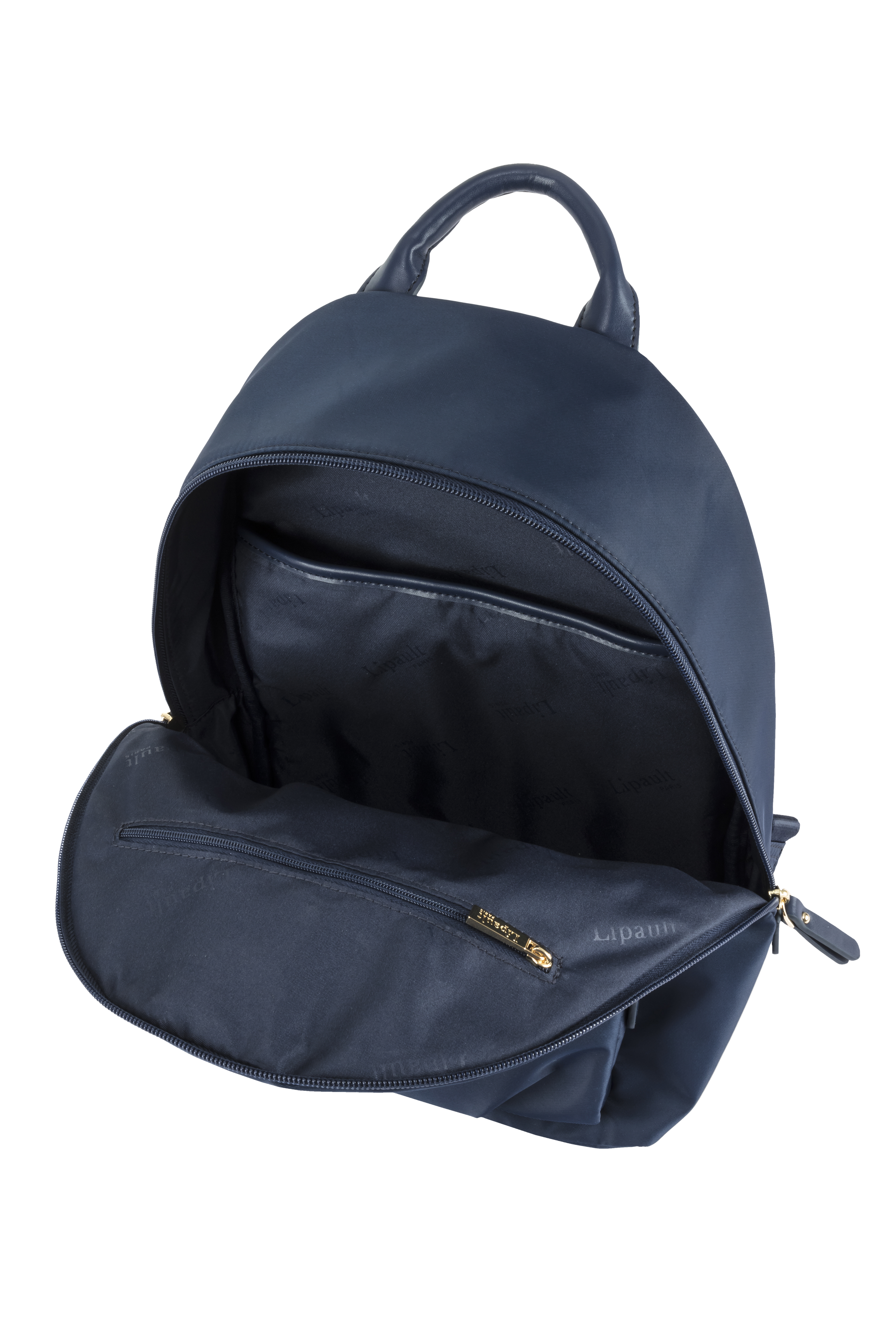 PLUME ESSENTIALS   | 4